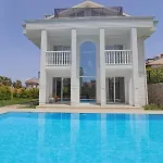 ヴィラ Detached With Private Pool In Oeluedeniz,