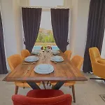 Detached With Private Pool In Oeluedeniz, Villa *