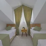 Detached With Private Pool In Oeluedeniz, * フェティエ