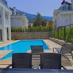 ヴィラ Detached With Private Pool In Oeluedeniz, *
