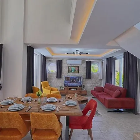 Detached With Private Pool In Oeluedeniz, *