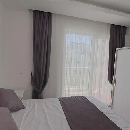 Detached With Private Pool In Oeluedeniz, Vila Fethiye