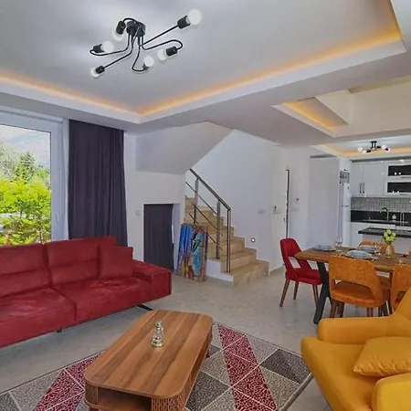 Detached With Private Pool In Oeluedeniz, Vila Fethiye