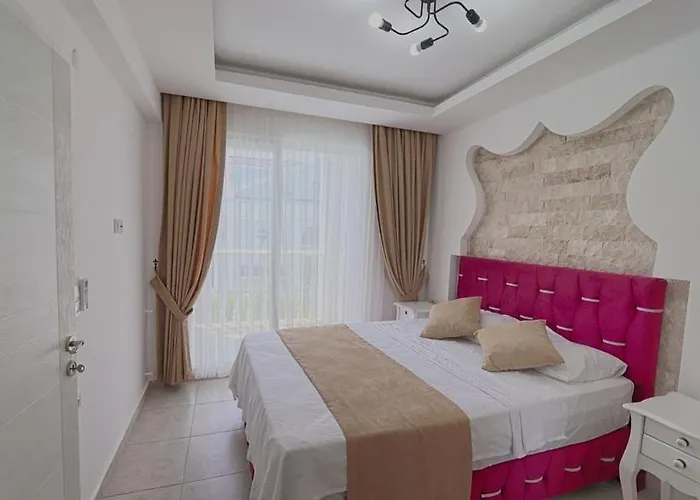Detached With Private Pool In Oeluedeniz, Villa *