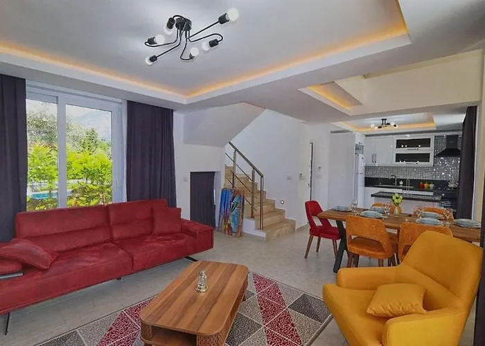Detached With Private Pool In Oeluedeniz, Villa Fethiye